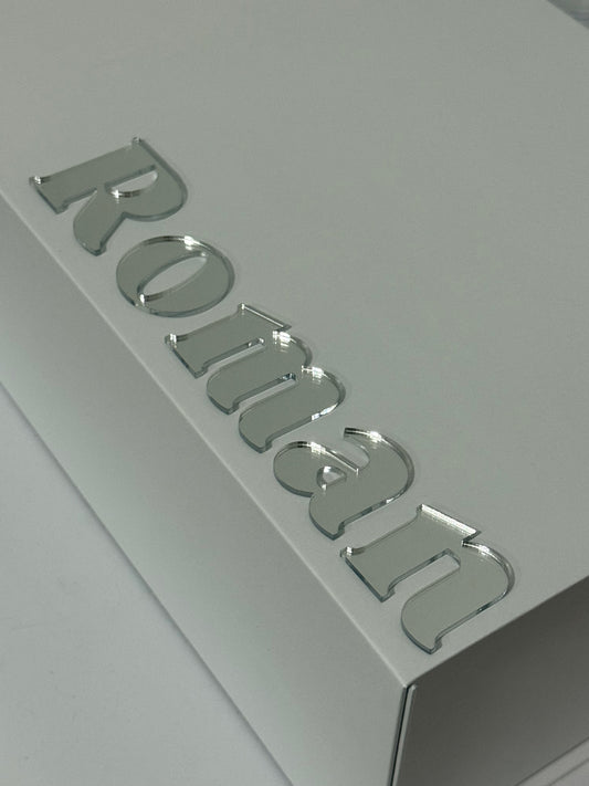 Block Style Acrylic Single-Layer Name Plaque – Custom Name Decoration for Boxes & Events