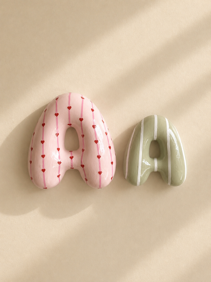 3D BUBBLE LETTERS- 3D PRINTED LETTERS- PATTERN BUBBLE LETTERS- CERAMIC LETTERS- GLOSS LETTERS- BEDROOM DECOR- NURSERY DECOR- KIDS BEDROOM- 3D NAME PLAQUE- 3D NAME SIGN- 3D PRINTED BUBBLE LETTERS FOR KIDS BEDROOM IN VARIOUS COLOURS AND PATTERNS- VARIOUS COLOURED 3D BUBBLE LETTERS- 3D BUBBLE LETTERS WITH PATTERNS