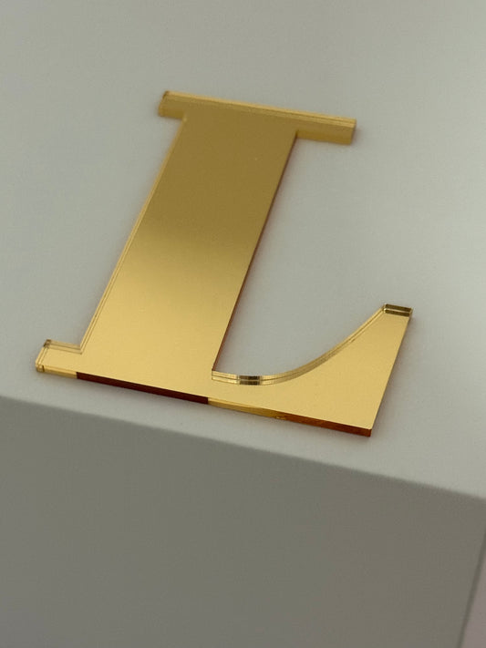Bold Font Single-Layer Acrylic Letters – Custom Decorative Initials for Boxes & Gifts