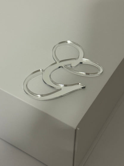 Calligraphy Single-Layer Acrylic Letters – Custom Decorative Initials for Boxes & Gifts